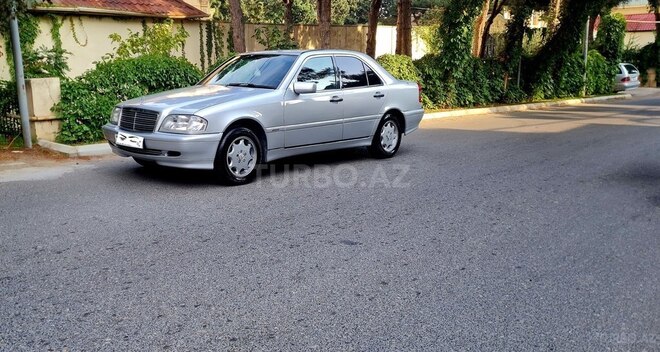 Mercedes C 180 1995, 300,000 km - 1.8 л - Bakı