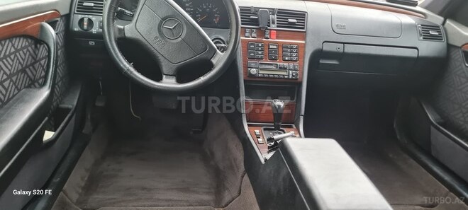 Mercedes C 180 1995, 300,000 km - 1.8 л - Bakı