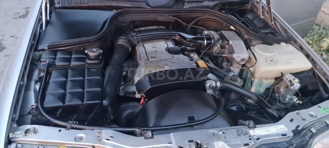 Mercedes C 180 1995, 300,000 km - 1.8 л - Bakı