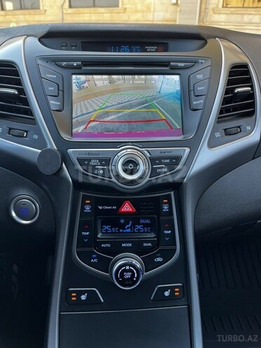 Hyundai Elantra 2015, 224,000 km - 1.8 л - Sumqayıt