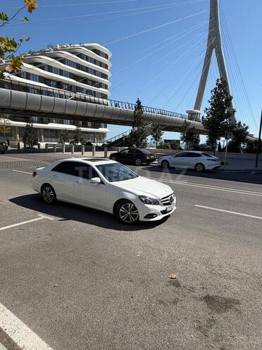 Mercedes E 220 2014, 227,000 km - 2.1 л - Bakı