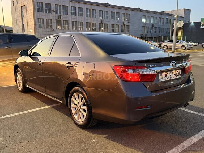 Toyota Camry 2014, 241,000 km - 2.5 l - Bakı