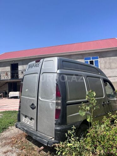 Fiat Doblo 2005, 292,436 km - 1.9 l - Bakı