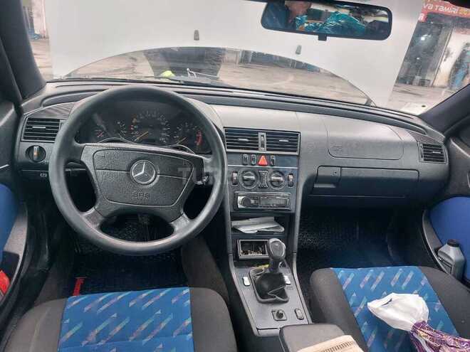 Mercedes C 200 1999, 700,000 km - 2.2 л - Bakı