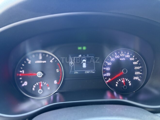 Kia Sportage 2017, 238,788 km - 2.0 л - Yevlax