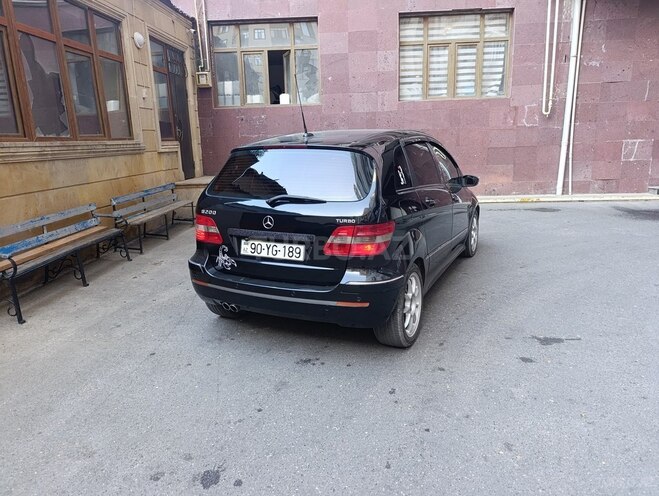 Mercedes B 200 2006, 193,000 km - 2.0 l - Bakı