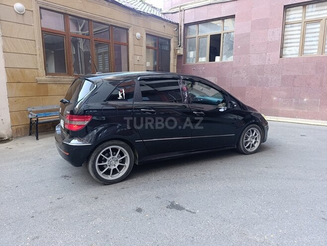 Mercedes B 200 2006, 193,000 km - 2.0 l - Bakı