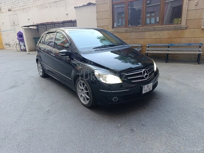 Mercedes B 200 2006, 193,000 km - 2.0 l - Bakı