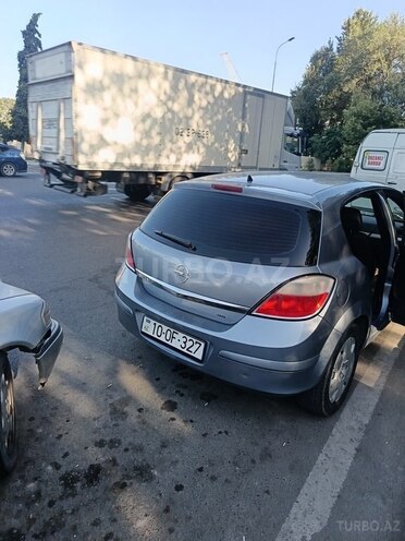 Opel Astra 2006, 386,192 km - 1.4 л - Bərdə