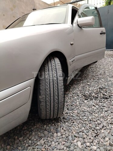 Mercedes E 200 1998, 750,000 km - 2.0 l - Bakı