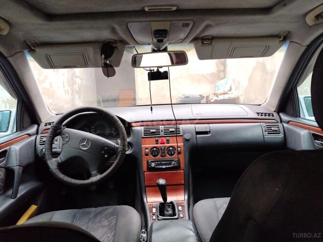 Mercedes E 200 1998, 750,000 km - 2.0 l - Bakı