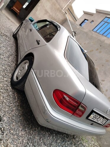 Mercedes E 200 1998, 750,000 km - 2.0 l - Bakı