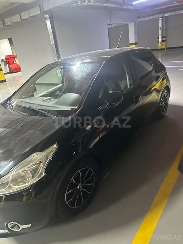 Peugeot 208 2013, 130,371 km - 1.6 л - Sumqayıt