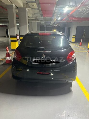 Peugeot 208 2013, 130,371 km - 1.6 л - Sumqayıt
