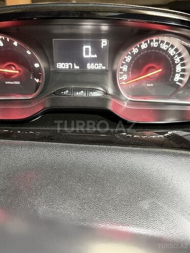 Peugeot 208 2013, 130,371 km - 1.6 л - Sumqayıt