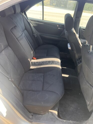 Mercedes E 240 1998, 300,000 km - 2.4 л - Bakı