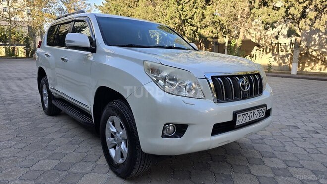 Toyota Land Cruiser Prado 2010, 233,000 km - 2.7 л - Bakı