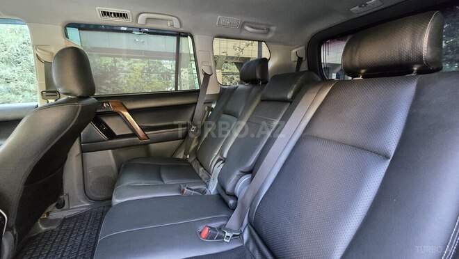 Toyota Land Cruiser Prado 2010, 233,000 km - 2.7 л - Bakı