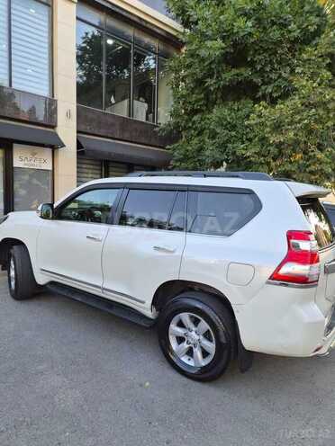Toyota Land Cruiser Prado 2014, 300,000 km - 2.7 l - Bakı