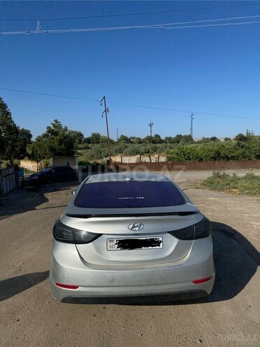 Hyundai Avante 2015, 147,000 km - 1.6 l - Şirvan
