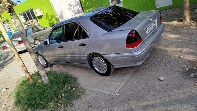 Mercedes C 220 1999, 363,441 km - 2.2 l - Bərdə