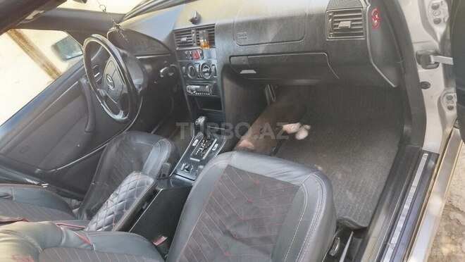 Mercedes C 220 1999, 363,441 km - 2.2 l - Bərdə