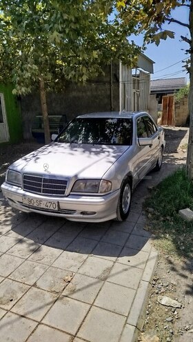 Mercedes C 220 1999, 363,441 km - 2.2 l - Bərdə