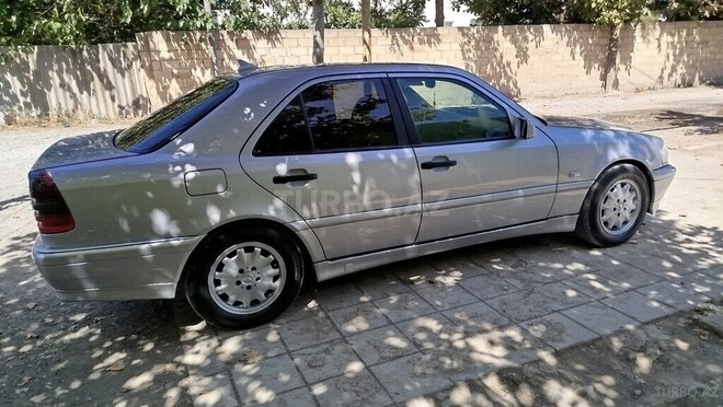 Mercedes C 220 1999, 363,441 km - 2.2 l - Bərdə