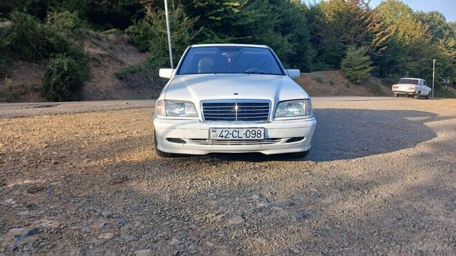 Mercedes C 180 1997, 450,000 km - 1.8 l - Lənkəran
