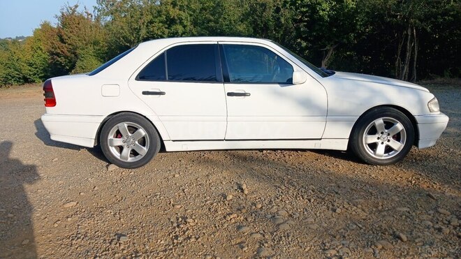 Mercedes C 180 1997, 450,000 km - 1.8 l - Lənkəran