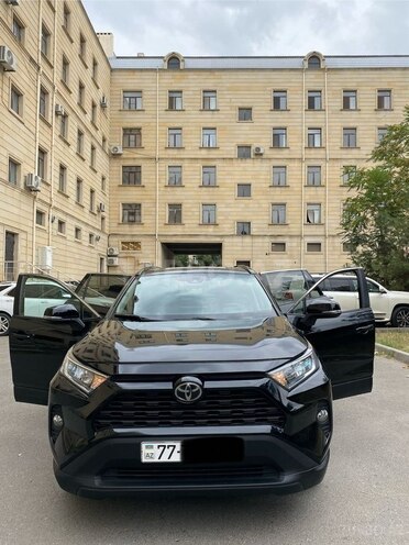 Toyota RAV4 2019, 155,000 km - 2.5 л - Gəncə
