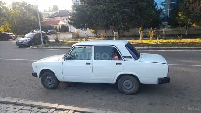 LADA (VAZ) 2107 2005, 250,000 km - 1.6 l - Qusar