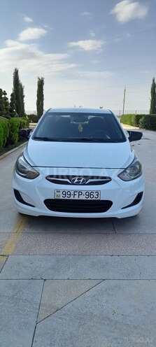 Hyundai Accent 2013, 227,856 km - 1.4 л - Tovuz