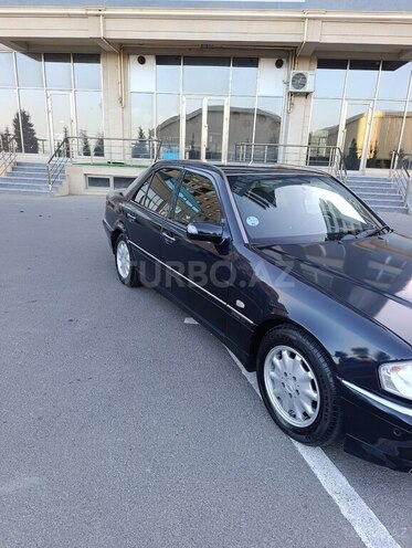 Mercedes C 180 1999, 407,000 km - 1.8 л - Sumqayıt