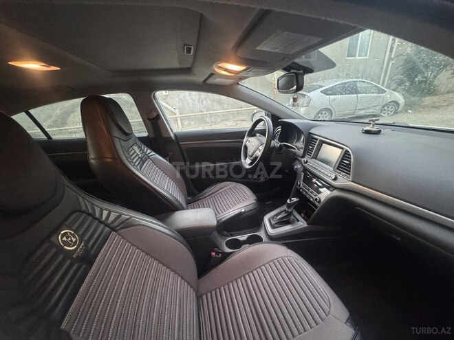 Hyundai Elantra 2016, 227,200 km - 2.0 l - Bakı