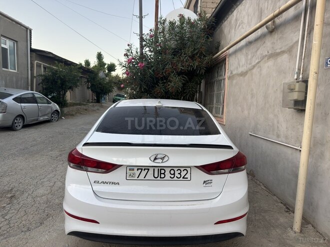 Hyundai Elantra 2016, 227,200 km - 2.0 l - Bakı