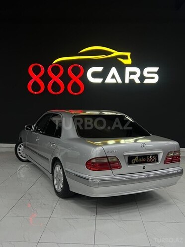 Mercedes E 240 2001, 225,000 km - 2.4 l - Sumqayıt