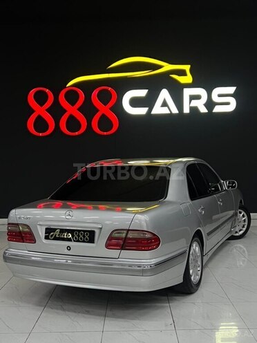 Mercedes E 240 2001, 225,000 km - 2.4 l - Sumqayıt