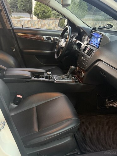 Mercedes C 300 2008, 318,000 km - 3.0 l - Bakı