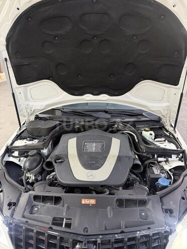 Mercedes C 300 2008, 318,000 km - 3.0 l - Bakı