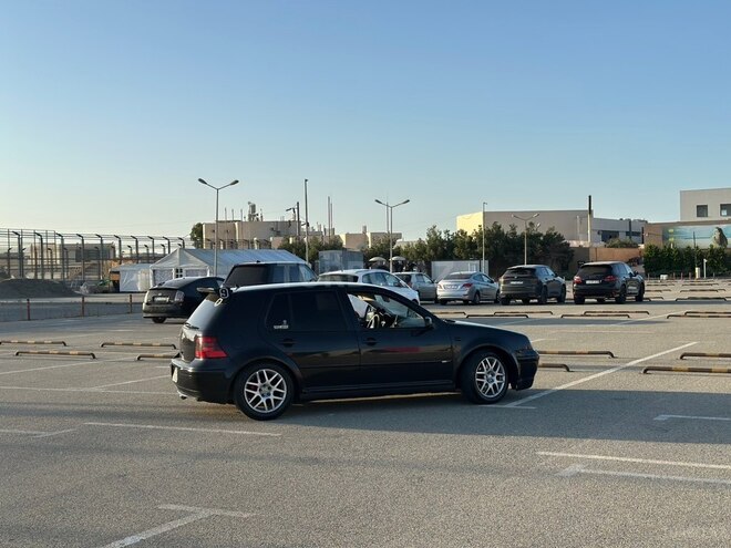 Volkswagen Golf 2002, 380,000 km - 2.0 l - Bakı