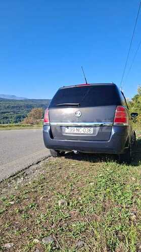 Opel Zafira 2006, 398,000 km - 1.8 l - Quba