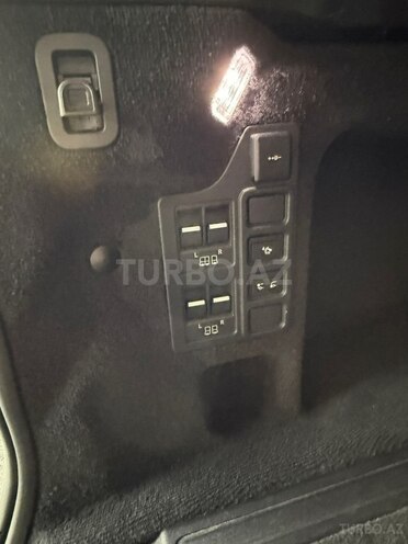 Land Rover Discovery 2022, 103,000 km - 2.0 l - Bakı