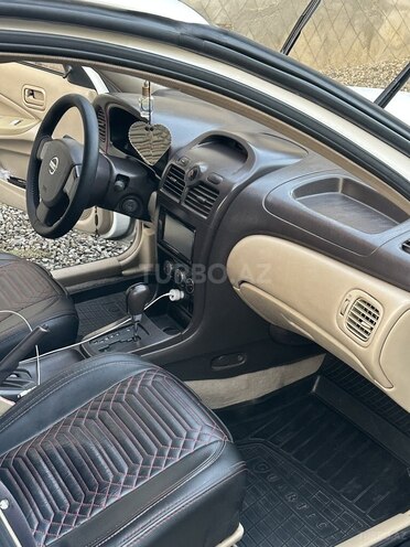 Nissan Sunny 2010, 386,000 km - 1.6 л - Lənkəran