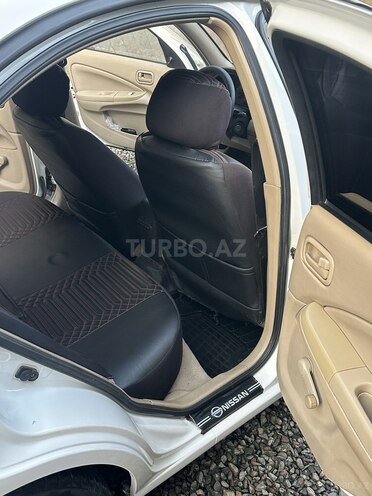 Nissan Sunny 2010, 386,000 km - 1.6 л - Lənkəran