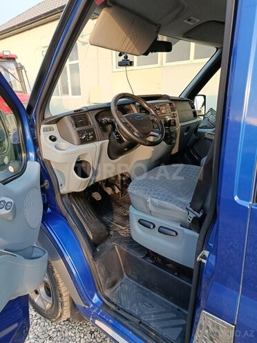 Ford Transit 2007, 229,000 km - 2.2 l - Quba