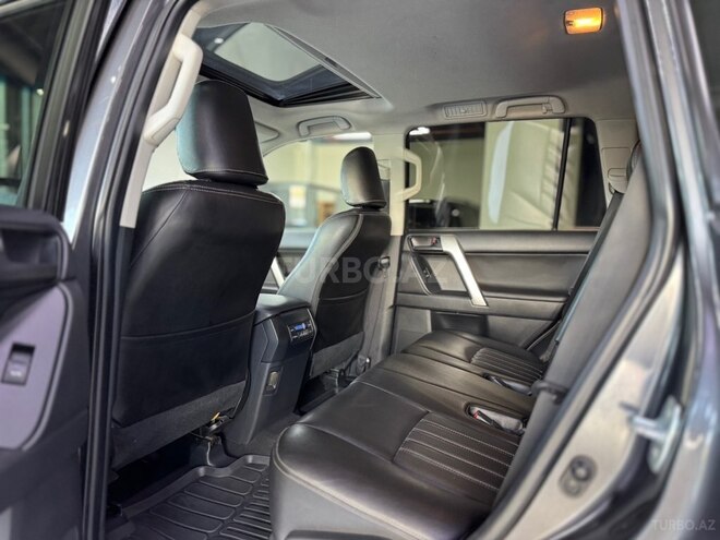 Toyota Land Cruiser Prado 2020, 180,000 km - 2.7 л - Bakı