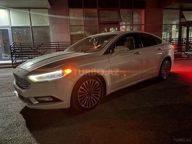 Ford Fusion (North America) 2018, 220,000 km - 2.0 л - Bakı