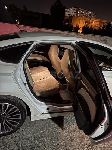 Ford Fusion (North America) 2018, 220,000 km - 2.0 л - Bakı