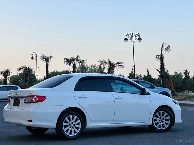 Toyota Corolla 2013, 132,000 km - 1.8 l - Sumqayıt